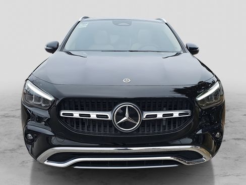 Certified 2025 Mercedes-Benz GLA 250 4MATIC image 2