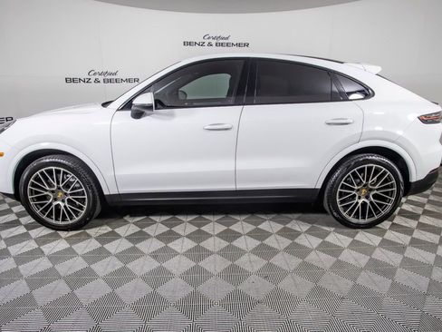 Used 2023 Porsche Cayenne Coupe AWD/4WD image 10