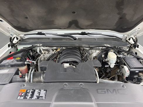 Used 2016 GMC Yukon Denali w/ Open Road Package AWD/4WD image 21