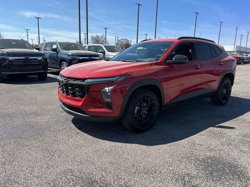 New 2026 Chevrolet Trax LT w/ Driver Confidence Package image 7