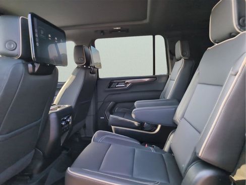 New 2026 GMC Yukon XL Elevation w/ Elevation Premium Package image 30