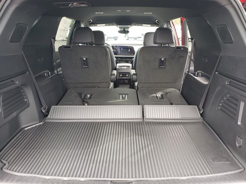 New 2026 Chevrolet Traverse LT FWD image 11