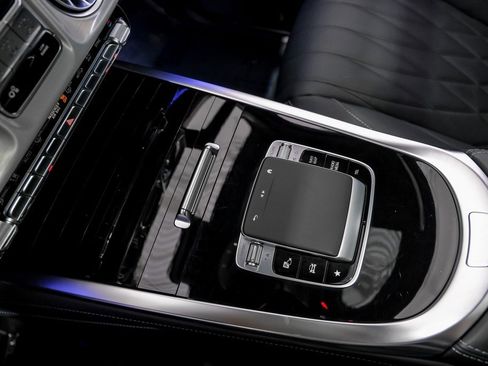 Used 2025 Mercedes-Benz G 63 AMG 4MATIC image 23