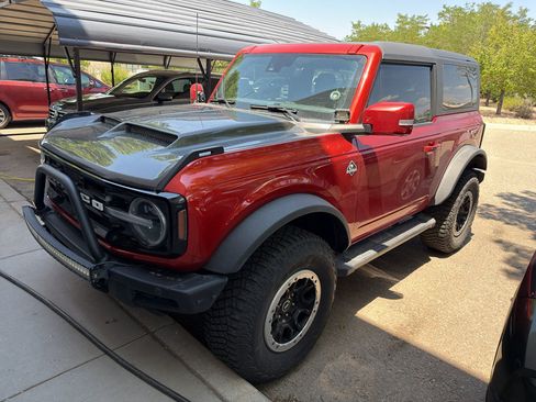 Used 2023 Ford Bronco Outer Banks w/ Sasquatch Package AWD/4WD image 11
