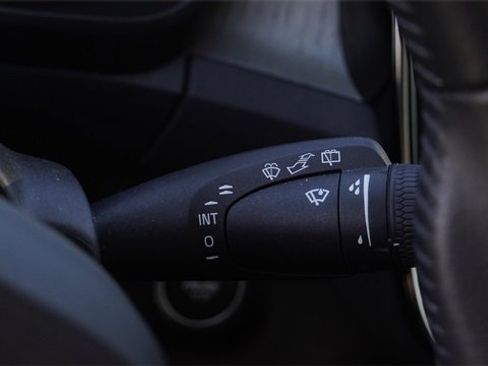 Used 2021 Volvo XC40 T5 Inscription w/ Advanced Package image 31