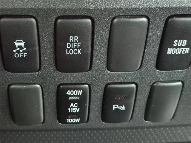 Used 2010 Toyota FJ Cruiser 2WD w/ Upgrade Pkg 2 image 11