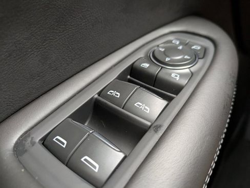 Used 2022 Cadillac XT5 Sportv w/ Platinum Package image 24