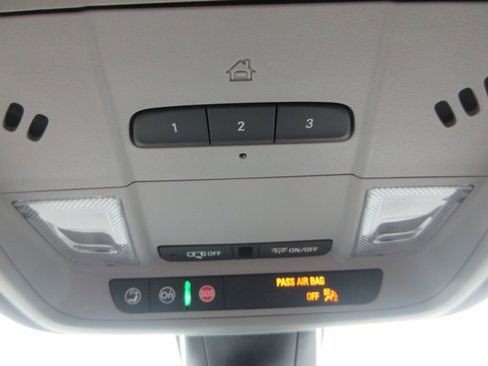 Used 2024 Chevrolet Blazer LT w/ Convenience Package image 31