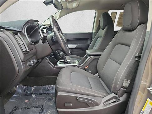 Used 2016 Chevrolet Colorado LT w/ LT Convenience Package AWD/4WD image 17