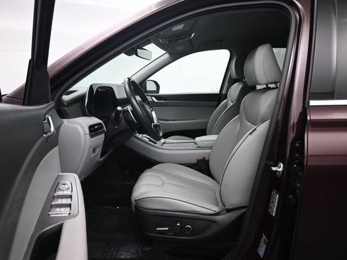 Used 2024 Hyundai Palisade SEL FWD image 22