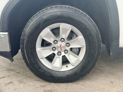 Used 2019 GMC Sierra 1500 SLE w/ SLE Value Package image 29