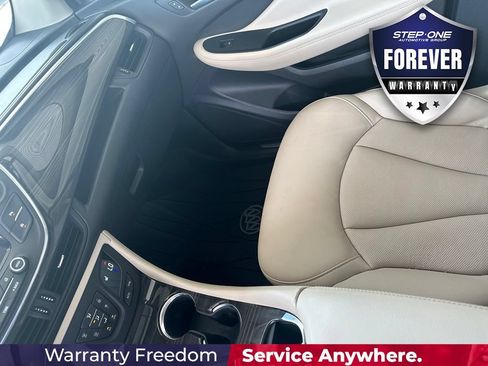 Used 2019 Buick Envision Essence FWD image 24