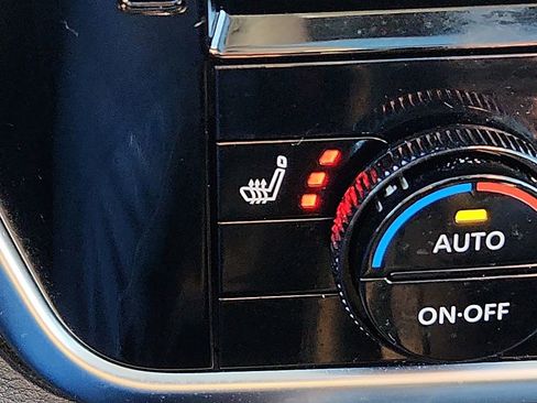 Certified 2021 Nissan Rogue SL w/ Premium Package image 26