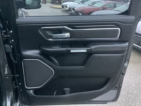 Used 2019 RAM 1500 Laramie image 28