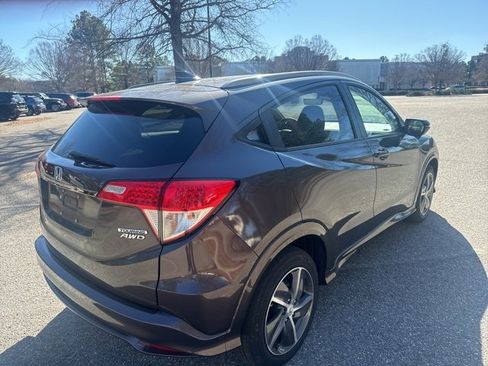 Used 2019 Honda HR-V Touring image 6