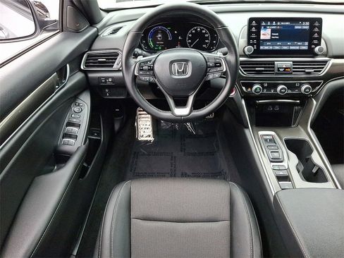 Used 2022 Honda Accord Sport image 13