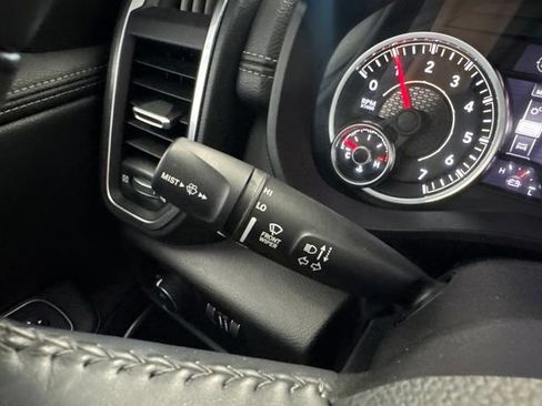 Used 2022 RAM 1500 Laramie AWD/4WD image 39