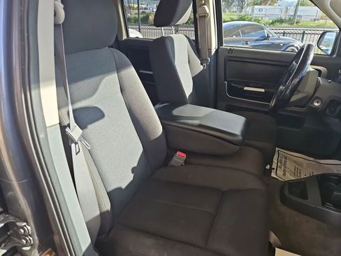 Used 2007 Mitsubishi Raider LS image 10