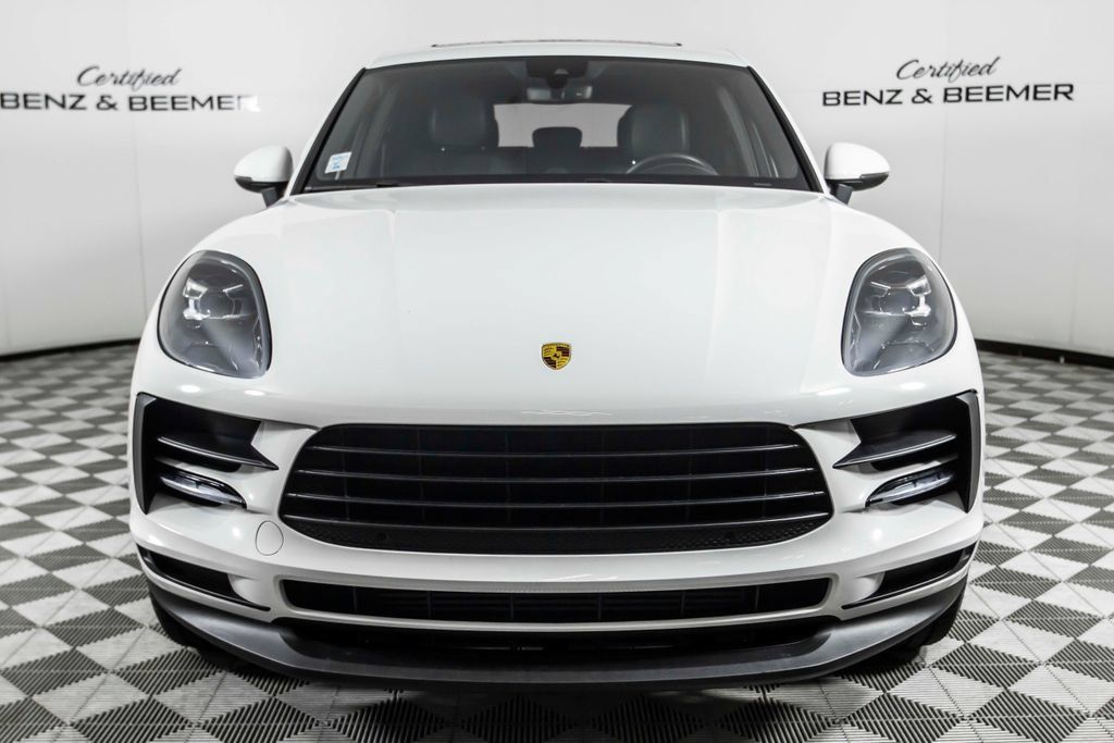 Used 2020 Porsche Macan AWD/4WD image 5
