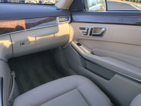Used 2014 Mercedes-Benz E 350 4MATIC Sedan w/ Premium 1 Package image 16