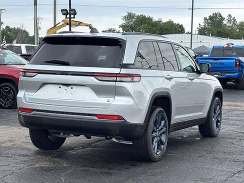 New 2026 Jeep Grand Cherokee Limited AWD/4WD image 34