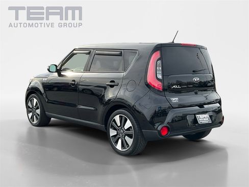 Used 2016 Kia Soul ! w/ Premium Package image 5
