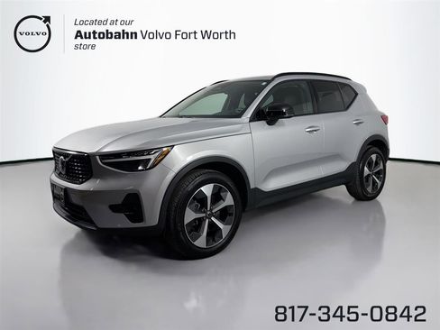 Certified 2023 Volvo XC40 B5 Plus w/ Climate Package image 1