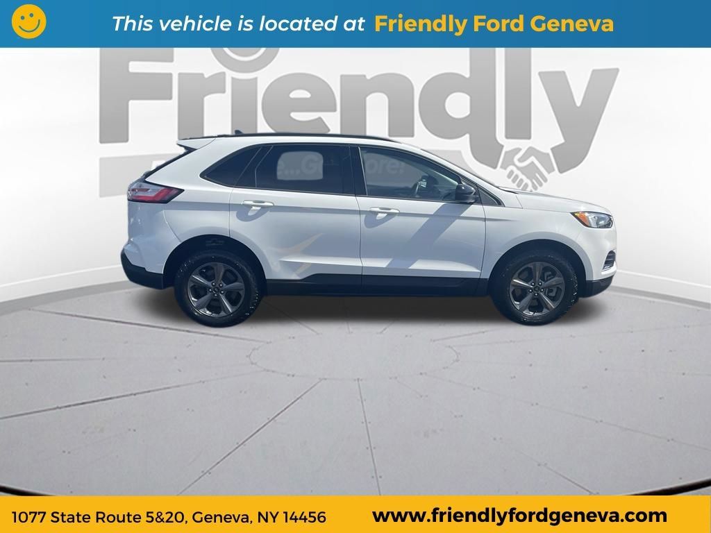 Used 2023 Ford Edge SEL w/ Sport Appearance Package AWD/4WD image 4