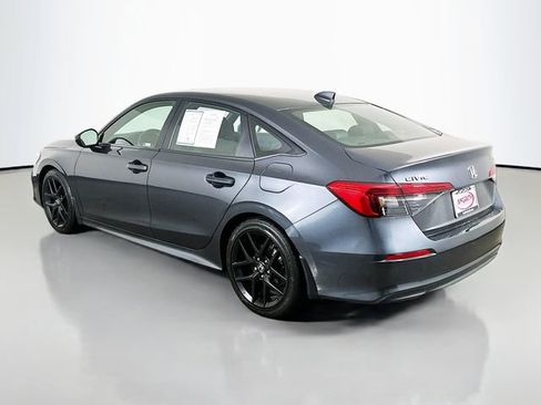 Used 2024 Honda Civic Sport image 15