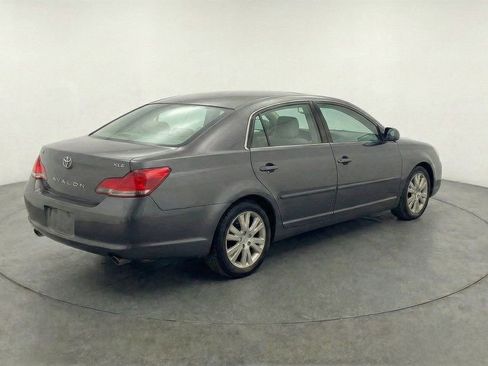 Used 2008 Toyota Avalon XLS image 8