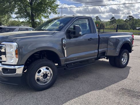 New 2026 Ford F350 XLT image 6