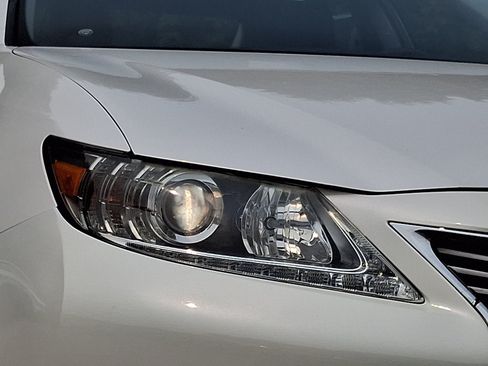 Used 2014 Lexus ES 350 w/ Premium Package FWD image 9