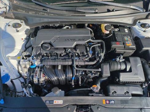 New 2026 Hyundai Elantra SEL Sport FWD image 22
