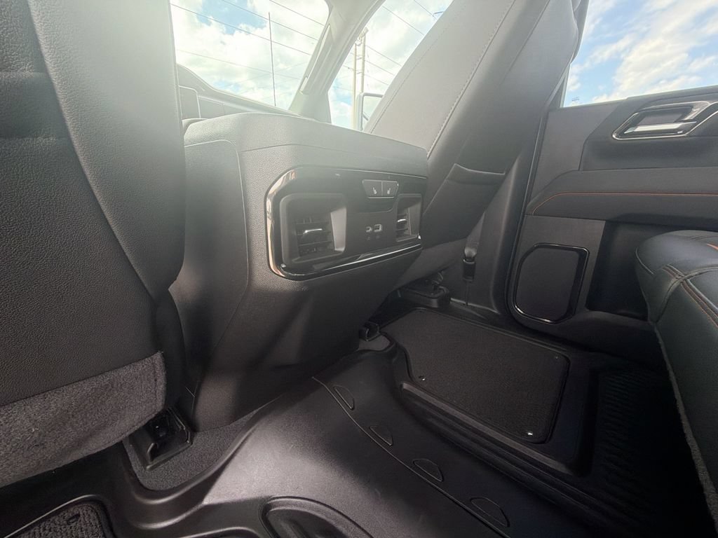 Certified 2025 GMC Sierra 2500 AT4 AWD/4WD image 30