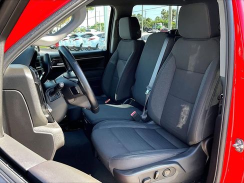 Used 2026 Chevrolet Silverado 1500 LT image 8