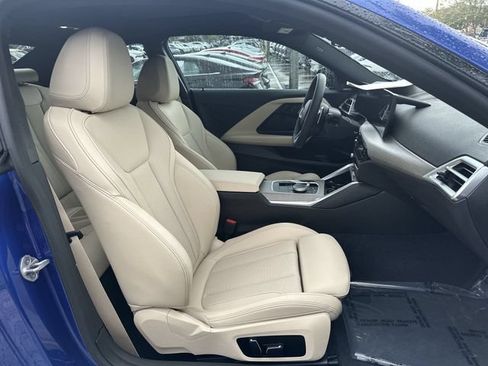 Used 2025 BMW 230i Coupe w/ M Sport Package RWD image 29