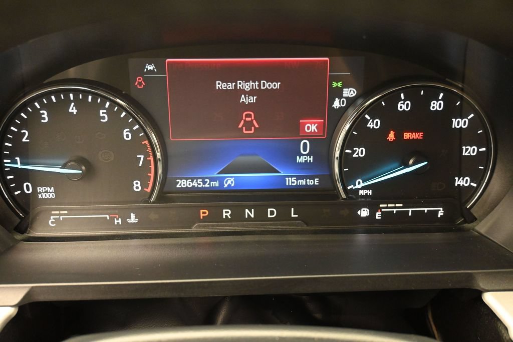 Used 2024 Ford Explorer XLT w/ Equipment Group 202A RWD image 14