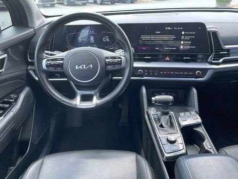Certified 2025 Kia Sportage EX FWD image 11