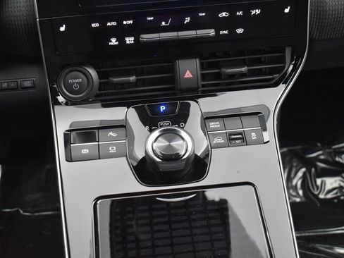 Used 2024 Subaru Solterra Premium image 20