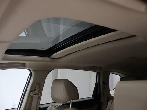 Used 2021 Honda CR-V EX-L image 9