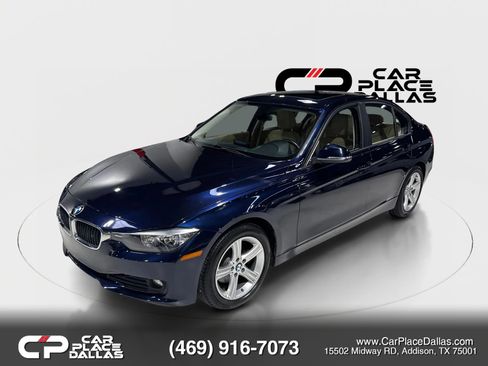 Used 2014 BMW 320i Sedan RWD image 4