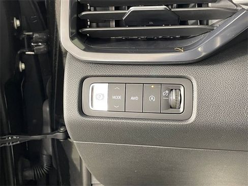 New 2026 GMC Acadia AT4 w/ Luxury Package image 10