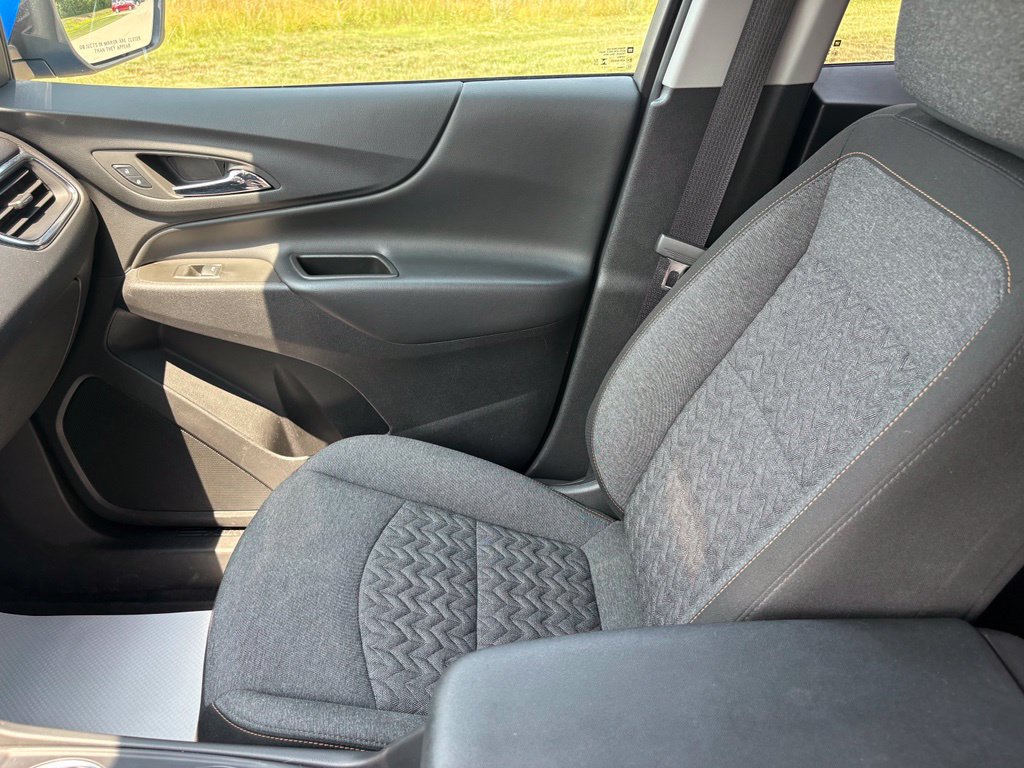 Used 2024 Chevrolet Equinox LT FWD image 16