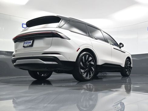 Used 2024 Lincoln Nautilus Reserve w/ Jet Appearance Package (87T) image 47