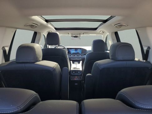 Certified 2026 Mercedes-Benz GLS 450 4MATIC image 7