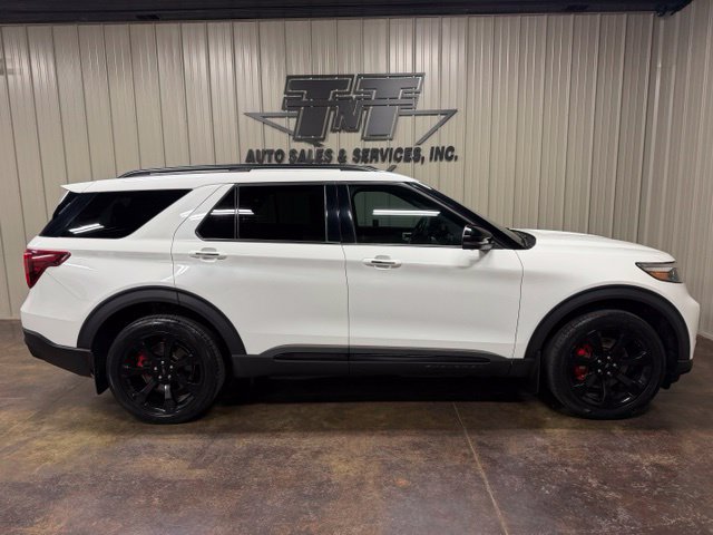 Used 2023 Ford Explorer ST w/ Technology Package AWD/4WD image 7