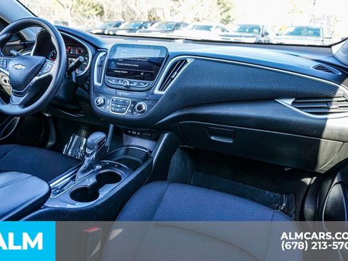 Used 2024 Chevrolet Malibu LT image 24