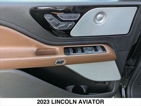 Used 2023 Lincoln Aviator Reserve w/ Equipment Group 201A image 10