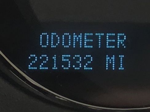 Used 2011 Chevrolet Tahoe LT w/ Luxury Package image 32