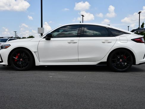 Used 2024 Honda Civic Type R image 4